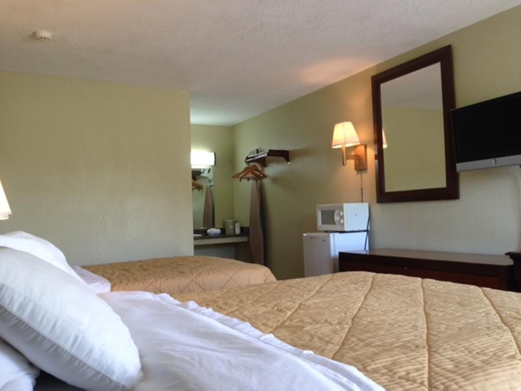 Mid Ohio Inn Bellville Phòng bức ảnh